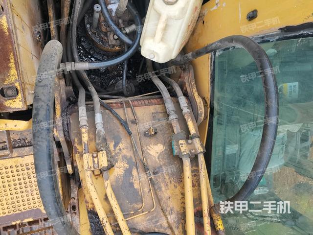 大臂根部 斜视（工作和回转装置）