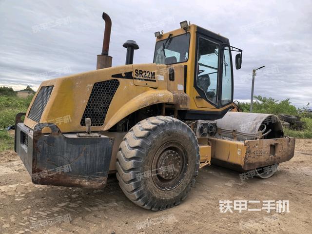 右后45°（压路机整机外观）