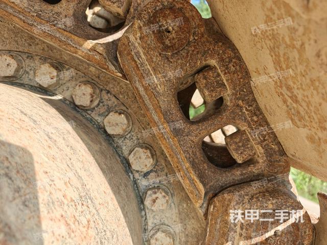 右側(cè)履帶整體（行走機(jī)構(gòu)）