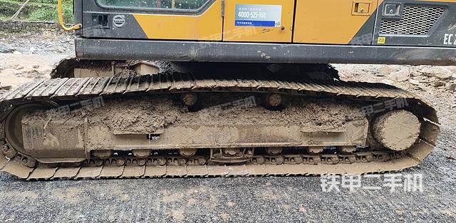 单侧履带整体（整机外观）