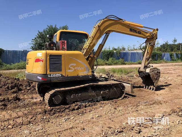 整機右后45°（整機外觀）