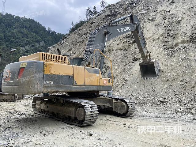 右后45（整機外觀）