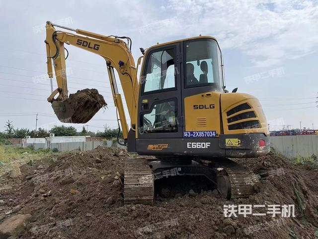 山东临工E660F挖掘机