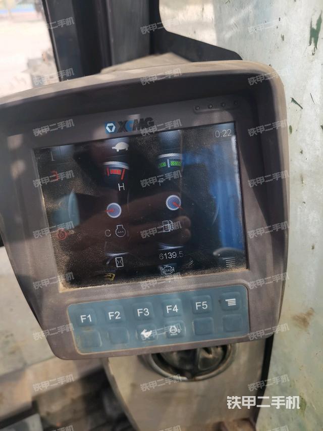 显示屏 （驾驶室部分）