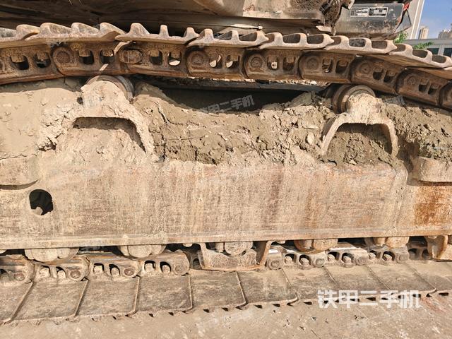 左驅(qū)動(dòng)輪（行走機(jī)構(gòu)）