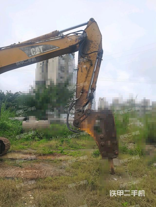 小臂整体右前（工作和回转装置）