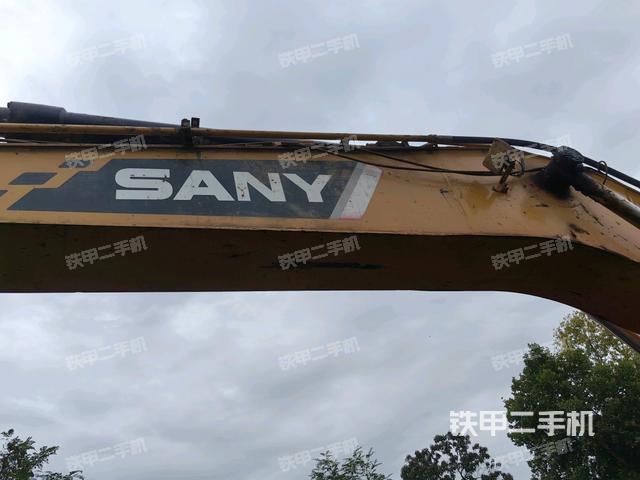 大臂整体 右侧（工作和回转装置）