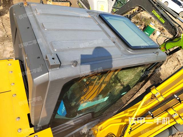 駕駛室頂部（整機(jī)外觀）