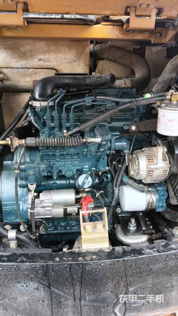 發(fā)動機整體俯視（整機外觀）