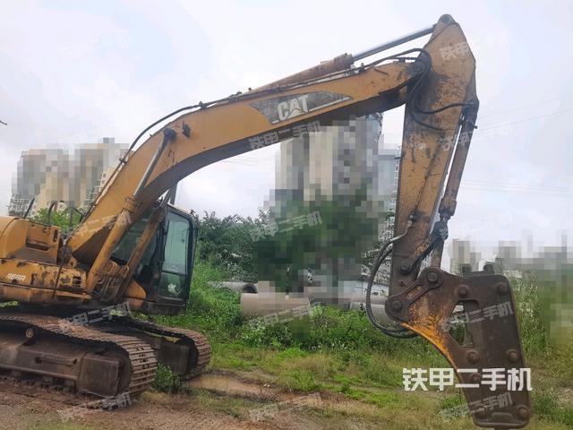 大臂整体 右侧（工作和回转装置）