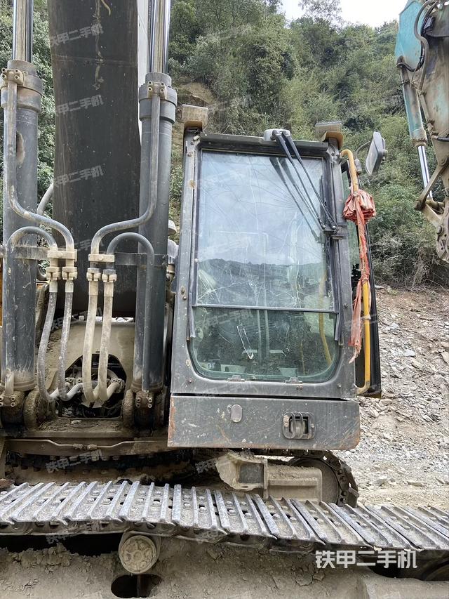 大臂油缸整體?豎拍（工作和回轉裝置）