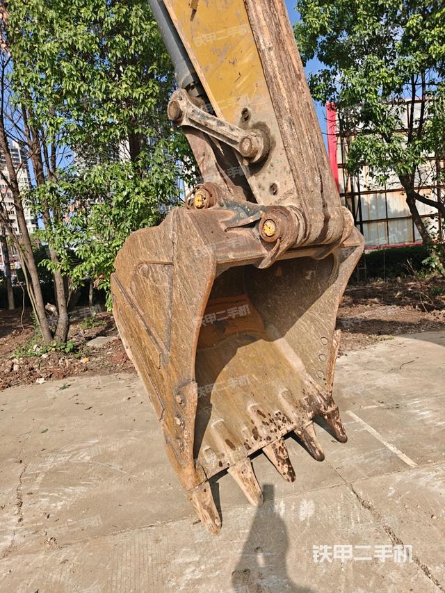 大臂整體?右側(cè)（工作和回轉(zhuǎn)裝置）