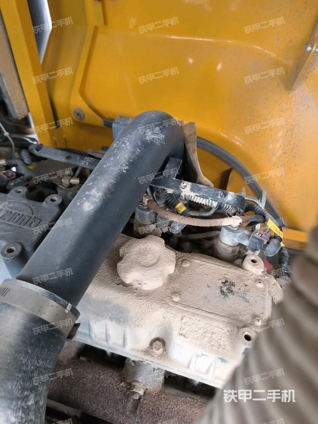 散熱器正面（動(dòng)力系統(tǒng)）