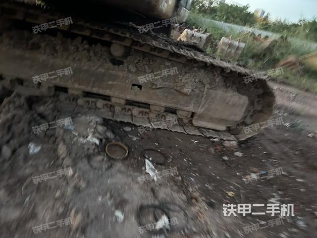 左側(cè)履帶整體?（行走機(jī)構(gòu)）