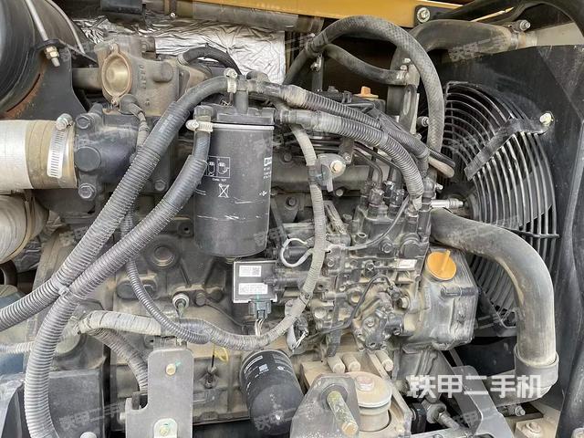 发动机整体俯视（整机外观）