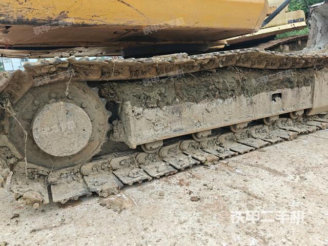 右側(cè)行走馬達(dá)蓋板（行走機(jī)構(gòu)）