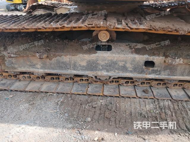 左侧行走马达盖板（行走机构）