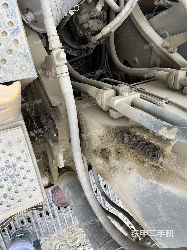 大臂根部?斜視（工作和回轉裝置）