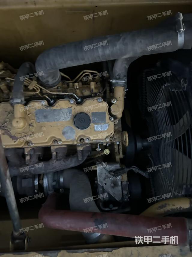 發(fā)動機(jī)室（上車部件）