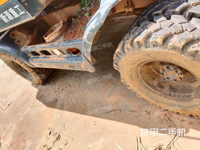 单侧履带整体（整机外观）