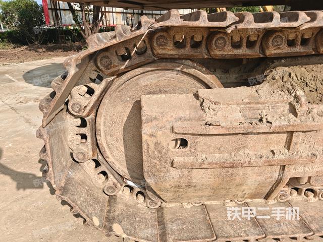 右側(cè)行走馬達(dá)蓋板（行走機(jī)構(gòu)）