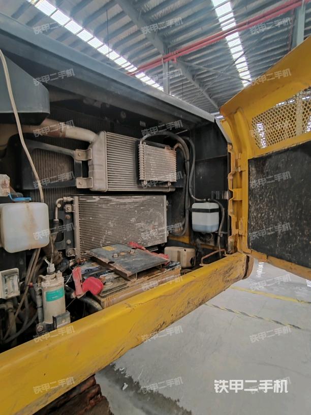 散熱器正面（大件艙室）