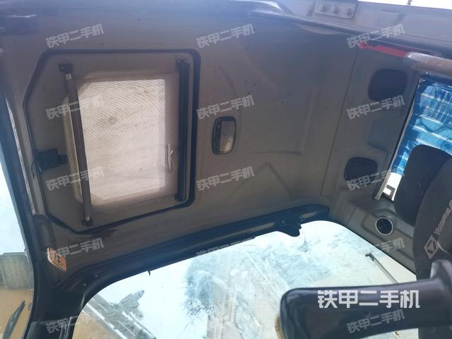 顶棚整体（驾驶室部分）