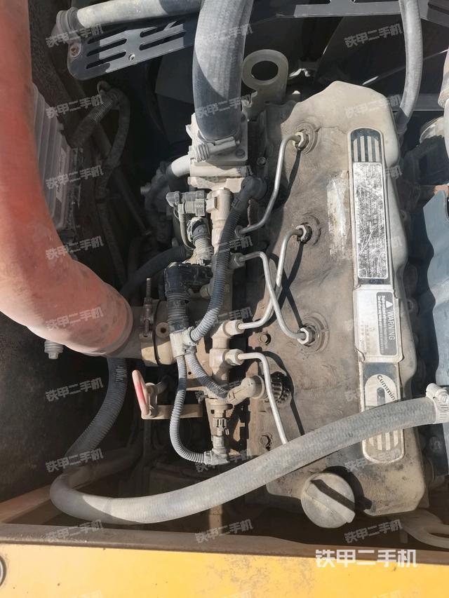 气门室盖螺丝特写（上车部件）