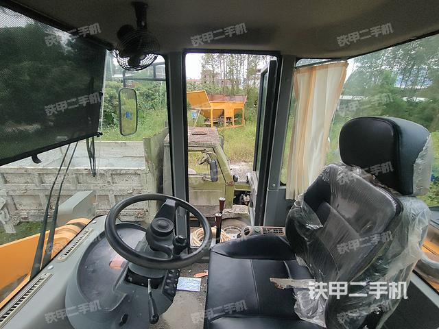 驾驶室工作台（整机外观及大件）