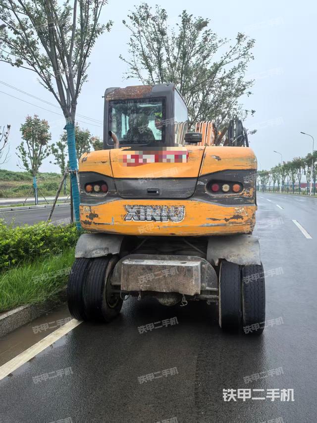 单侧履带整体（整机外观）