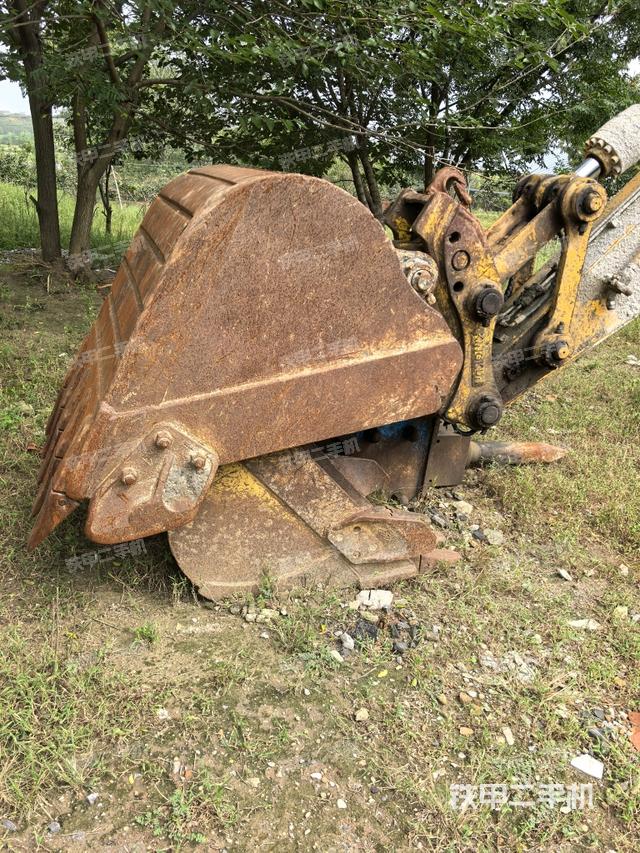 小臂整體左后（工作和回轉(zhuǎn)裝置）