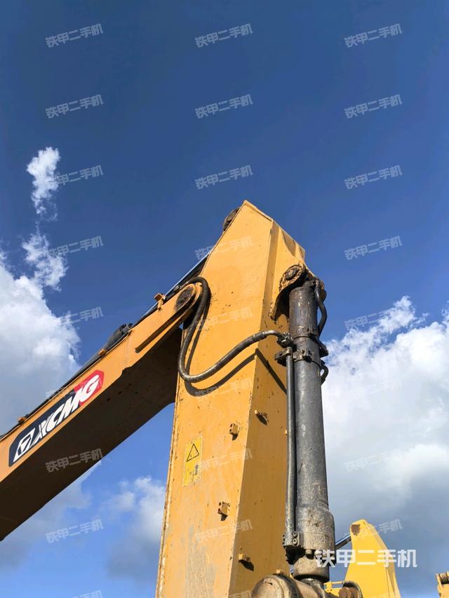 小臂整體右前（工作和回轉(zhuǎn)裝置）