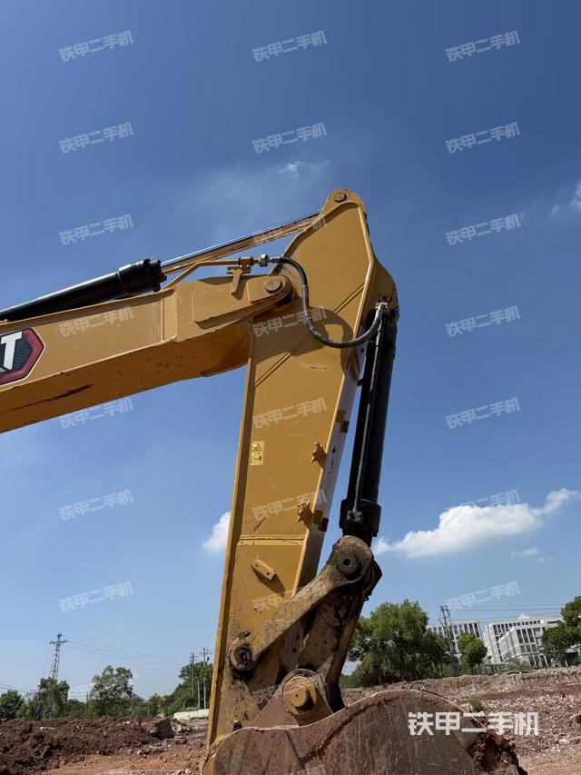 小臂整體左后（工作和回轉(zhuǎn)裝置）