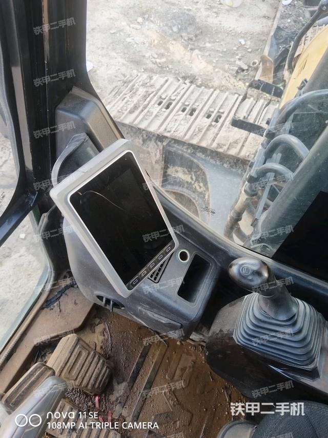 显示屏 （驾驶室部分）