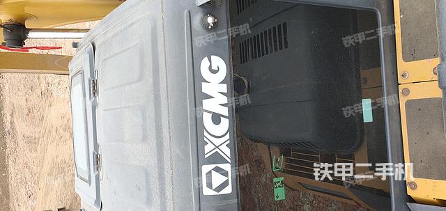 驾驶室顶部（整机外观）