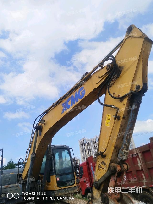 小臂整体左后（工作和回转装置）