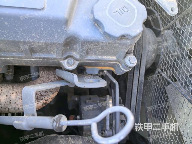 氣門室蓋螺絲特寫（上車部件）