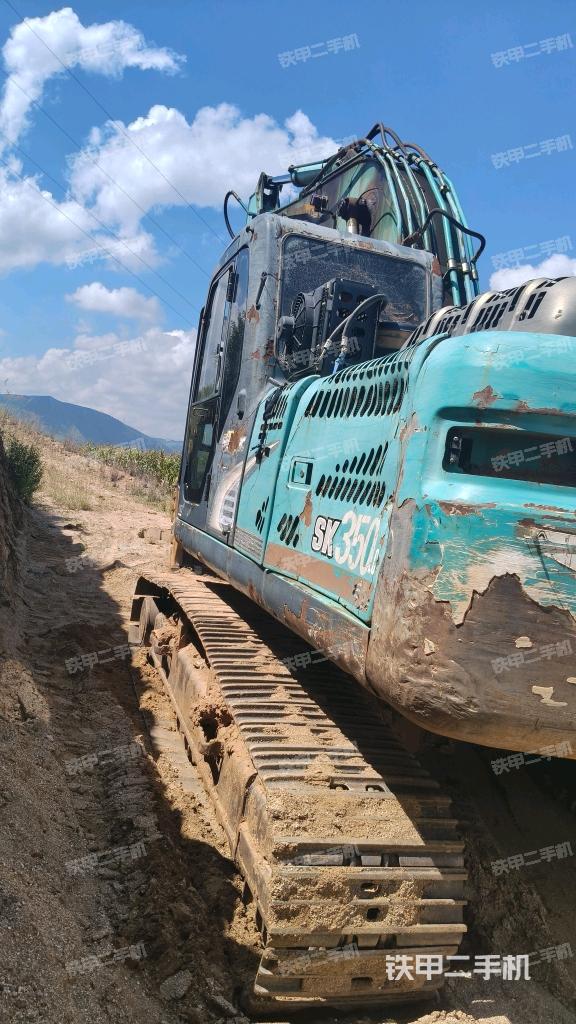 駕駛室整體（整機外觀）