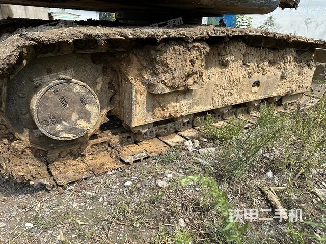 單側(cè)履帶整體（整機(jī)外觀）