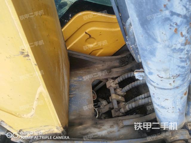 大臂根部 斜视（工作和回转装置）