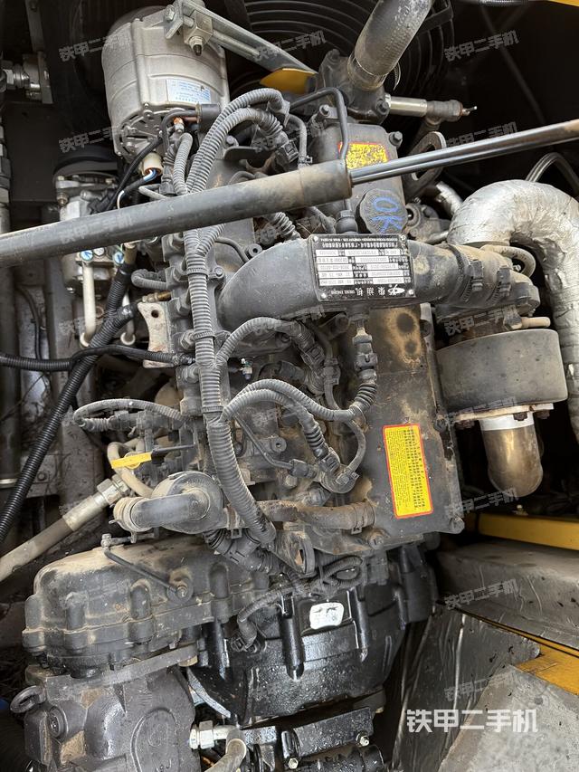 发动机整体俯视（整机外观）