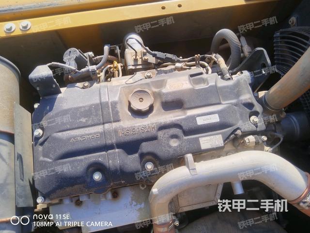 发动机室（上车部件）