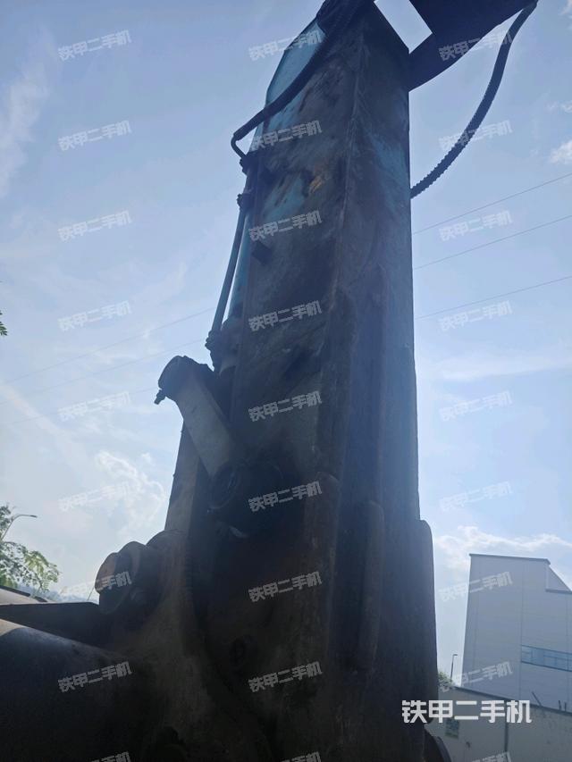 小臂整體左后（工作和回轉(zhuǎn)裝置）