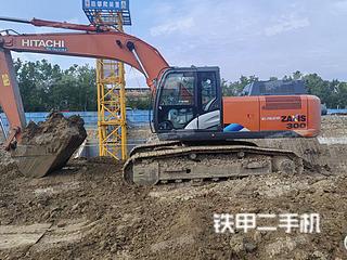 日立ZX300-5A挖掘機实拍圖片