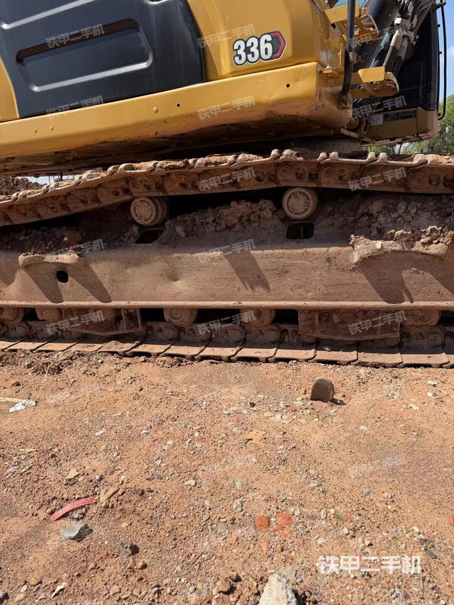 右側(cè)行走馬達(dá)蓋板（行走機(jī)構(gòu)）