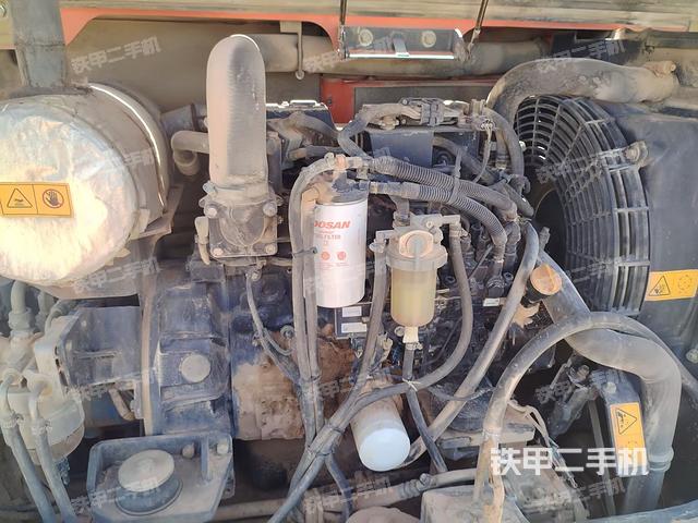 发动机整体俯视（整机外观）