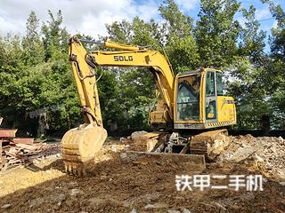 山东临工E675F挖掘机实拍图片