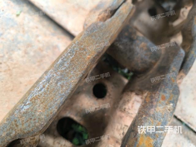 左側履帶整體?（行走機構）