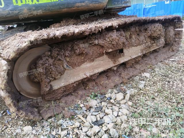 左侧履带整体 （行走机构）