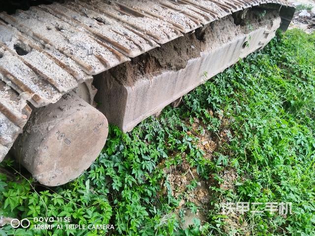 右侧履带整体（行走机构）